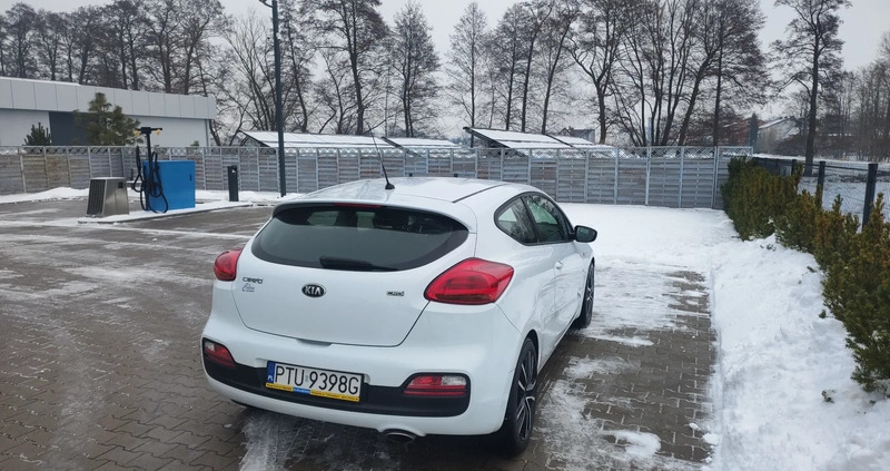 Kia Ceed cena 23900 przebieg: 188245, rok produkcji 2013 z Turek małe 37
